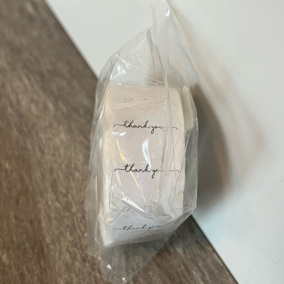 Roll of 500 Thank You Stickers 2.5 cm - Picture 2 of 5